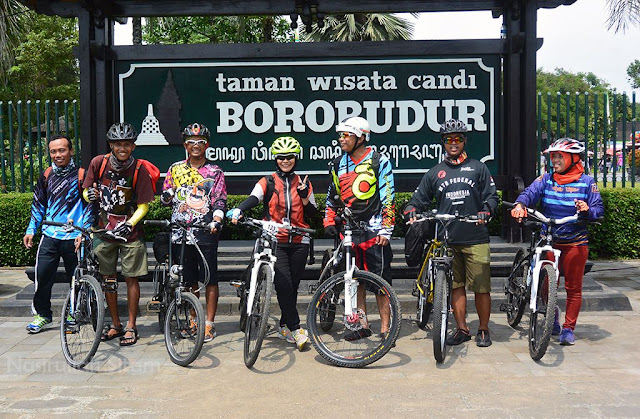 Foto di taman Borobudur