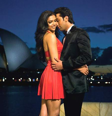 Deepika Padukone & Ranbir Kapoor Hot pose