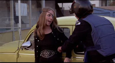 Switchblade Sisters 1975 Movie Image 12