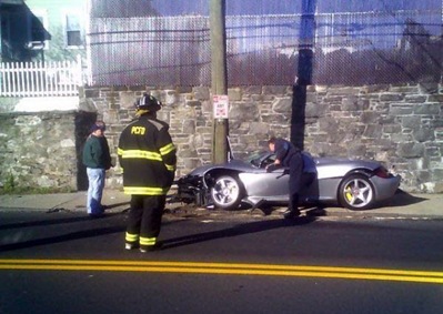 crashed ferrari 2