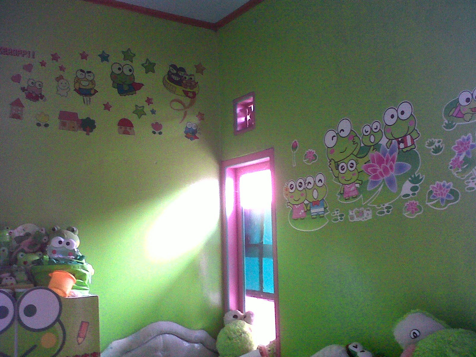 103 Wallpaper Dinding Kamar  Keroppi  Wallpaper Dinding