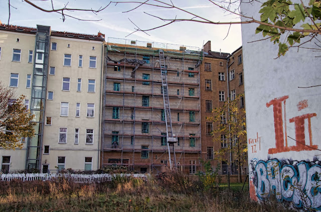 Baustelle Bernauer Straße / Wolliner Straße, Fassadenarbeiten, 10435 Berlin, 31.10.2013