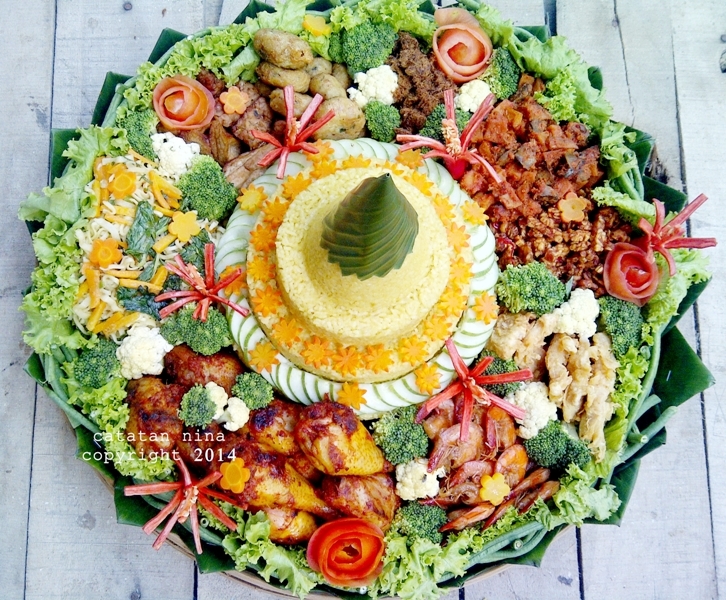 TUMPENG NASI KUNING BU SAHLAN - Catatan-Nina  Aneka Resep 