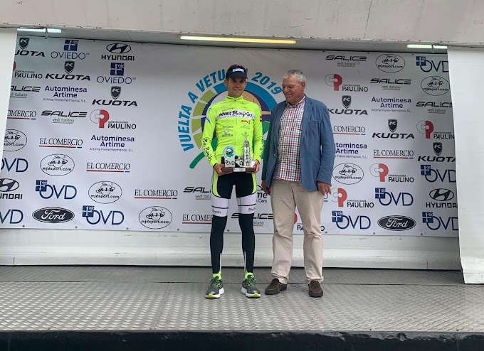 Samuel Blanco ratificó en Oviedo su buen estado de forma subiendo al podium en la Vuelta a Vetusta