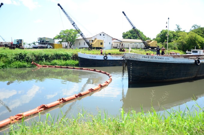CACHOEIRINHA: Prefeitura segue trabalhando para solucionar a questão da "ilha de lixo" no rio Gravataí