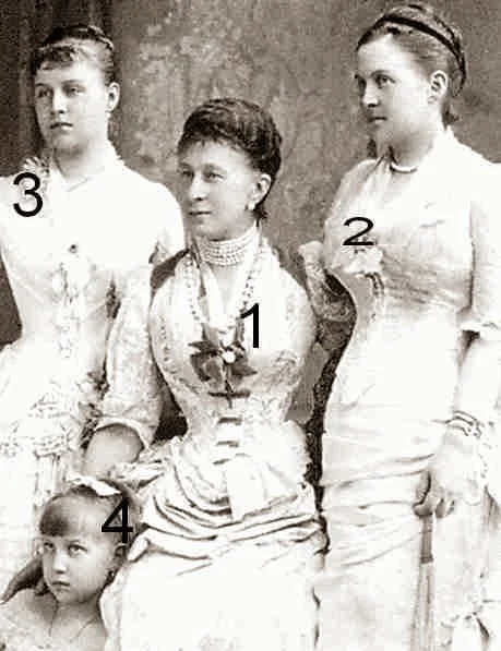 Alexandra Iosifovna de Russie, Olga, Alexandra et Maria de Grèce-Romanov-famille royale de Grèce