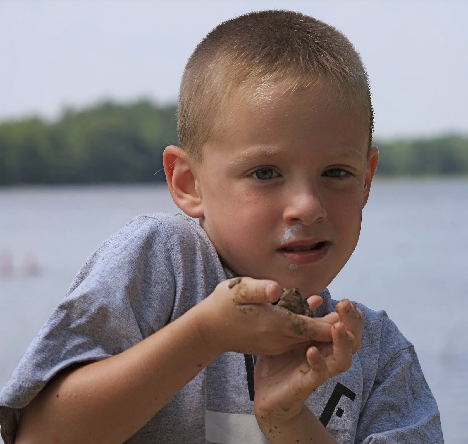 Mason "THE MIDDLE" child age 7