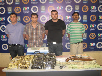 INCAUTA PEP ‘’NARCOAEROPLANO’’, 12 KILOS DE  ‘’CRISTAL’’, GRAMOS DE COCAÍNA Y ARMAS DE FUEGO