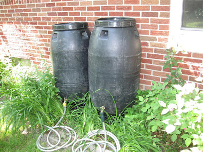 diy, make rain barrel, plastic, hose, tube, gutter, downspoutplastic