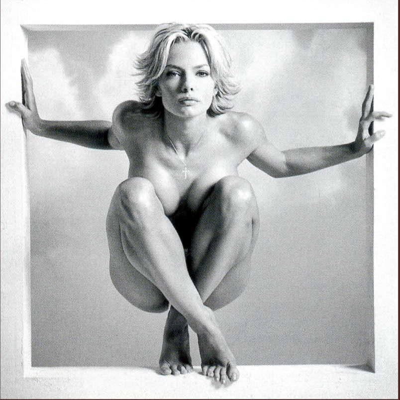 Jaime Pressly Feet