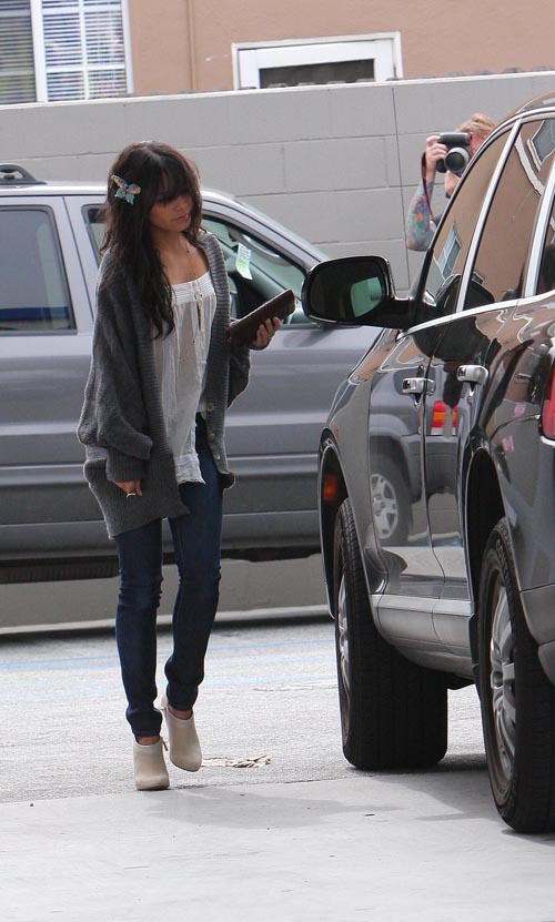 Vanessa Hudgens Car Accident. Vanessa Hudgens Fashion Style