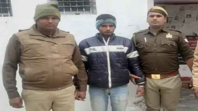 ghazipur-news-police-recovered-four-cattle-bihar-was-taking