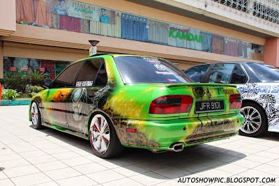 Creative-cars: Airbrush Wira Modified