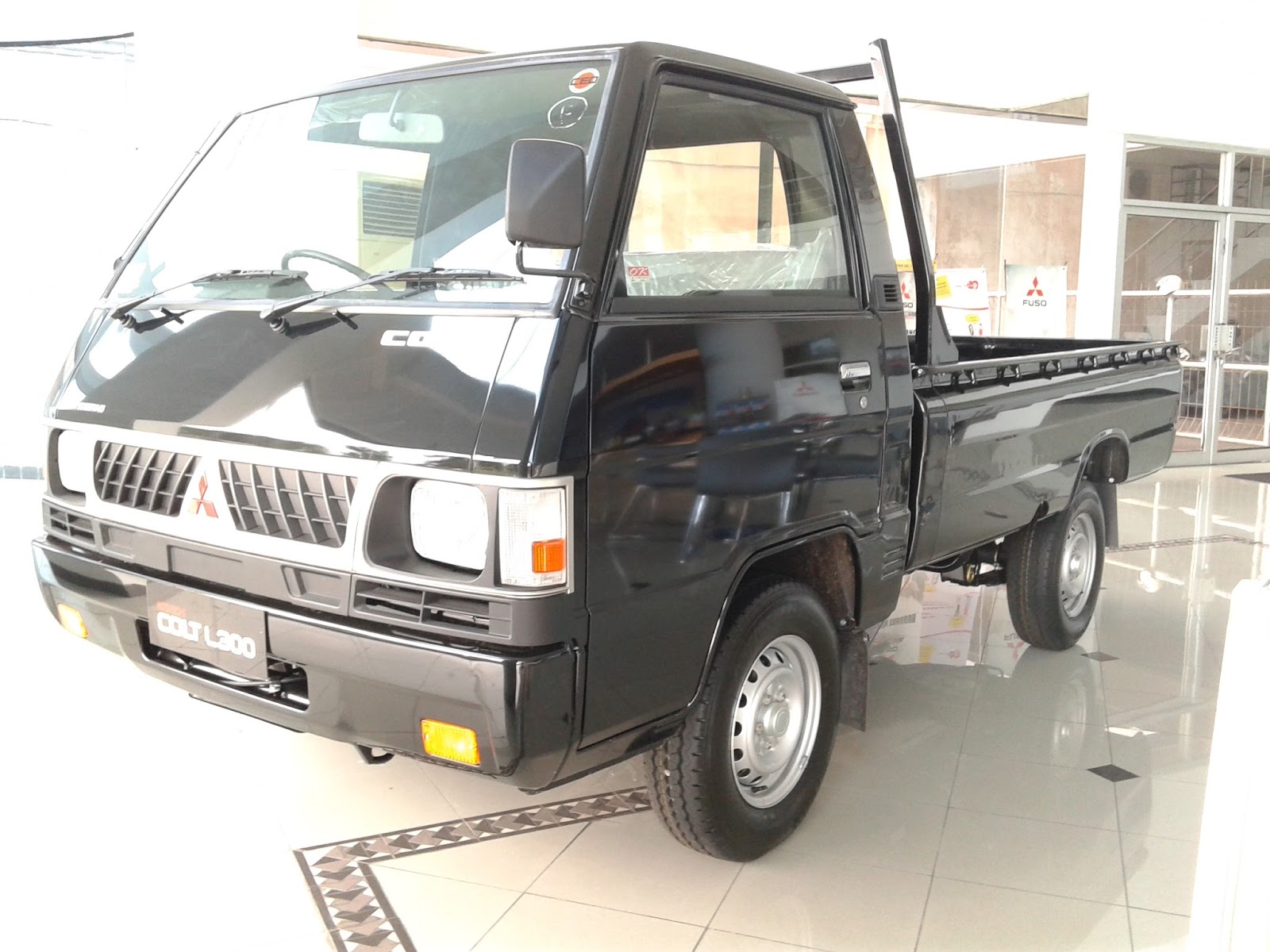 Mitsubishi Mobil Jawatimur KETANGGUHAN MITSUBISHI L300 IRITSUPER