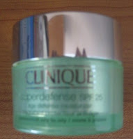 Clinique superdefense SPF 25 