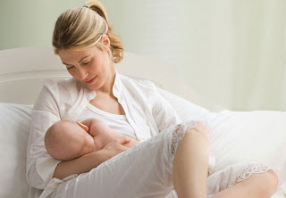 cách giữ ngực đẹp sau sinh