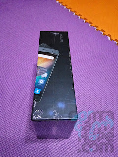 Hisense Pureshot - <i>Box</i> samping kanan