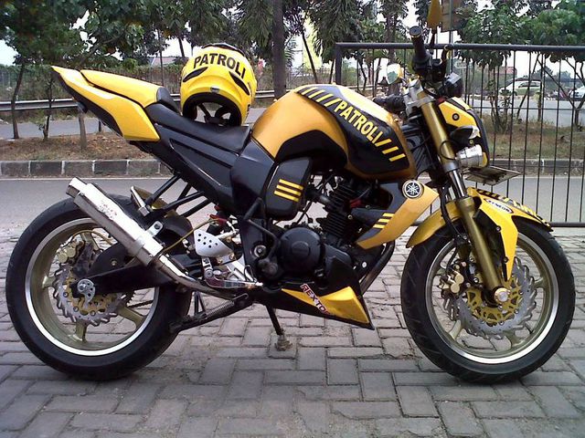 Modifikasi Yamaha Byson Patroli Street Fighter