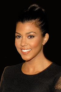 kourtney kardashian pics 2012