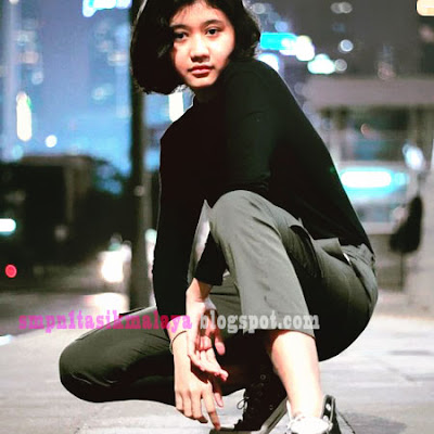 Amel Gadis Cantik Yang Mirip Nike Ardilla