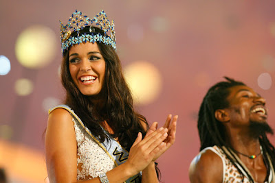 Miss world 2009 winner Kaiane Aldorino