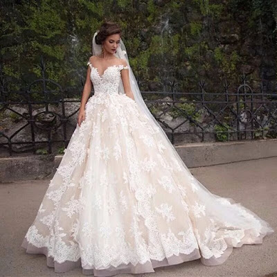 Elegant Sweetheart Tulle Lace With Appliques Wedding Dress