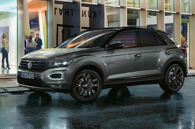 Volkswagen T-Roc Black Edition (2020) Front Side