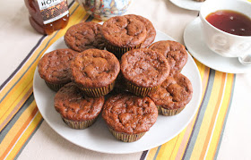 Food Lust People Love: If you are looking for a tasty gluten-free snack that that can be made in ONE BOWL, these flourless banana peanut butter muffins fit the bill perfectly. They are surprisingly fluffy inside and just the right amount of sweet.