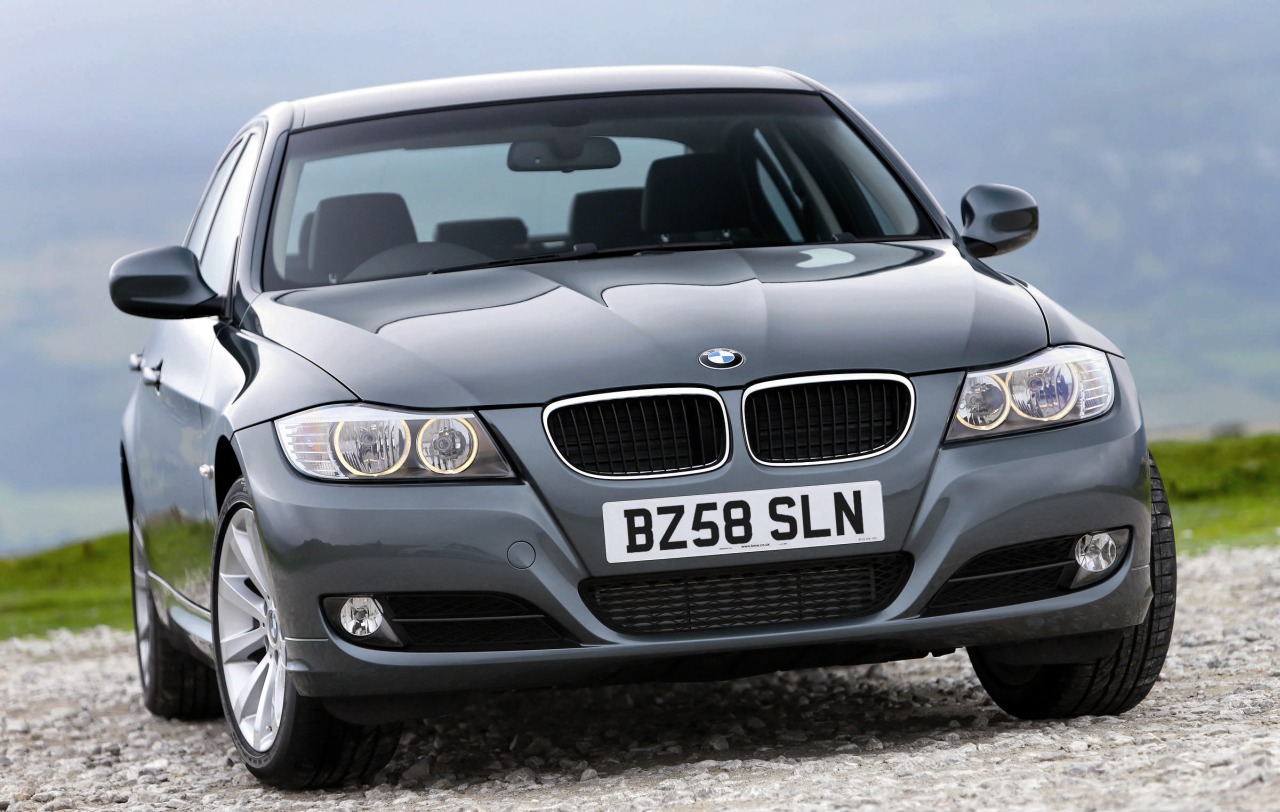 Bmw 3 series wallpaper