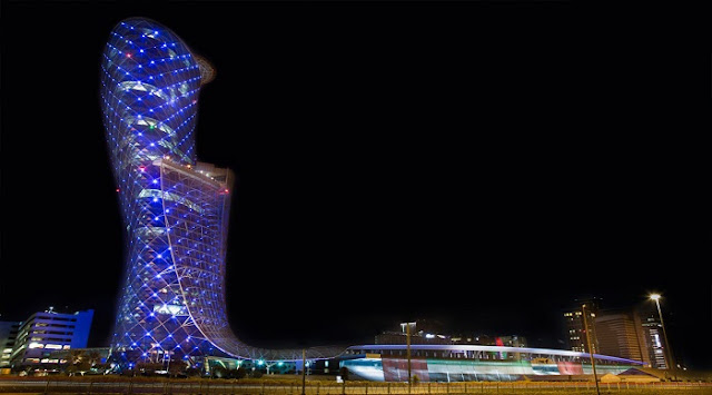 Hyatt Capital Gate, Abu Dhabi بالصور.. تصاميم معمارية «فريدة» - كابيتال جيت المائل بالإمارات العربية المتحدة -