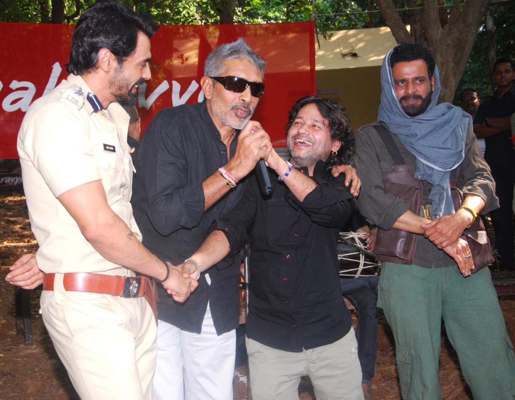 Prakash Jha, Arjun Rampal, Abhay Deol at promotion of movie ...