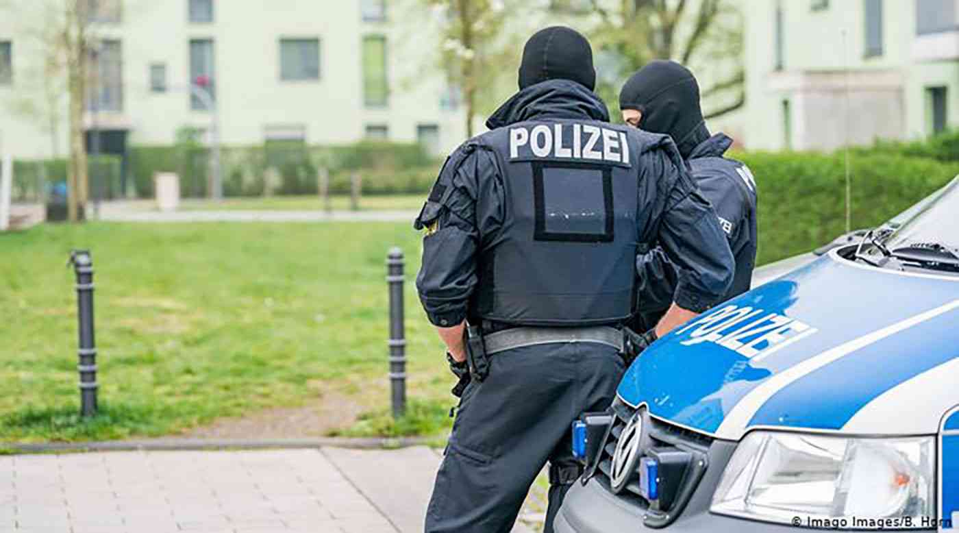 German police raid criminal gangs in Berlin and Brandenburg