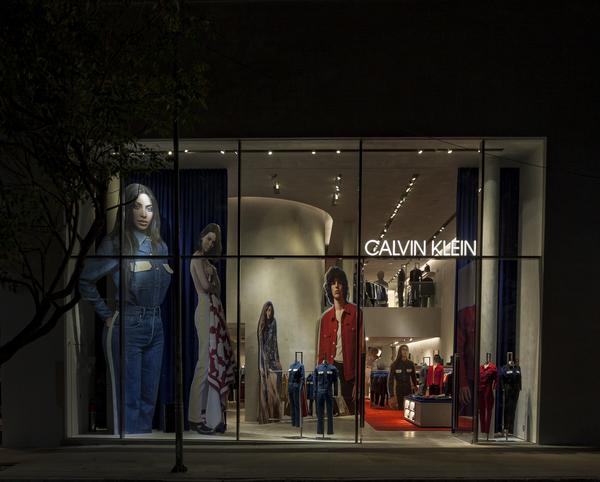 Chic e Fashion: Flagship store da Calvin Klein na Oscar Freire