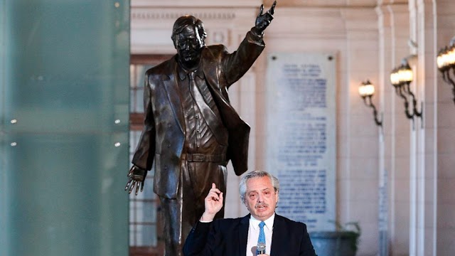 Alberto Fernández: "Mi deber es venir a terminar con la tarea que empezó Néstor y siguió Cristina"