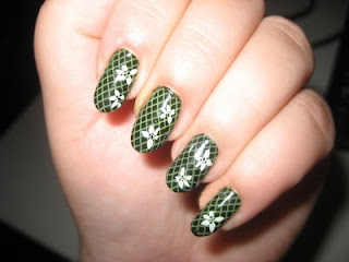 Modern Nail Art Green Summer 2010-1