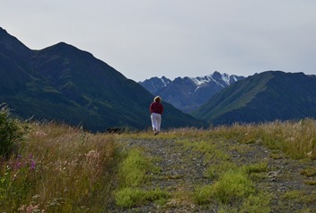 how far does the road go and can we turn around?