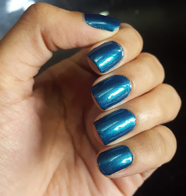 Colorbar Pro Nail Lacquer Stark Blue 043