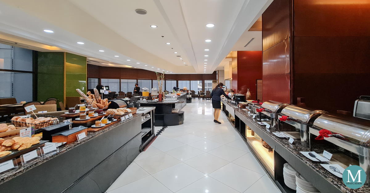 Breakfast Buffet at Holiday Inn Manila Galleria