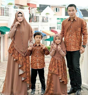 Contoh Model Baju Muslim Pesta Seragam Keluarga Modern √44+ Model Baju Muslim Pesta Seragam Keluarga Modern 2022