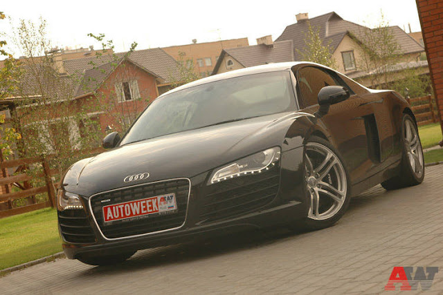 Audi R8 supercar photo