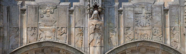 Facade of the Sterling Memorial Library, Yale University.