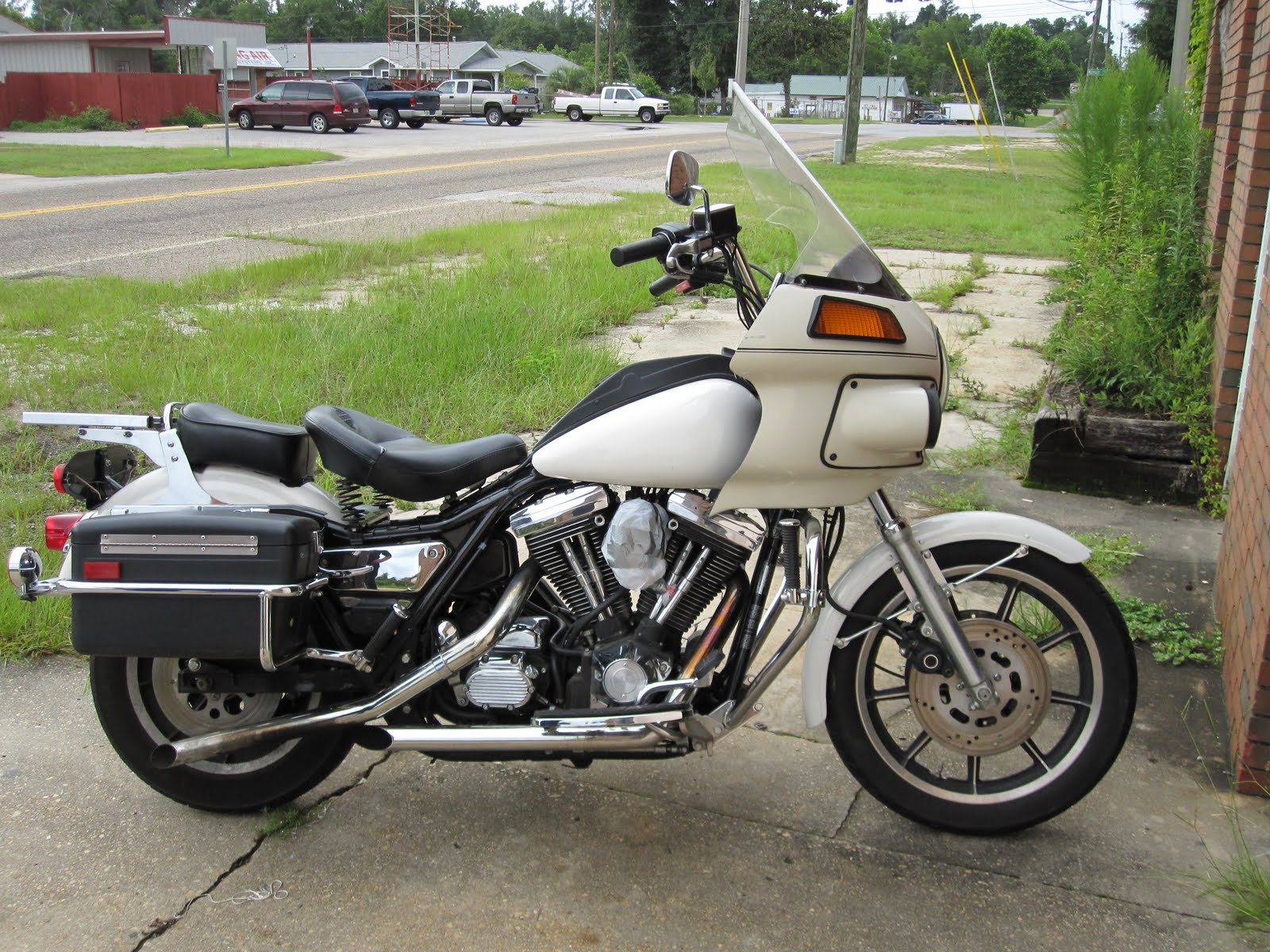 rocksolidmotorcycles: Harley Davidson FXR