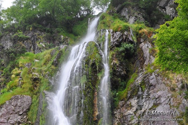 Los Robles y Cascada del Tabayón del Mongayu