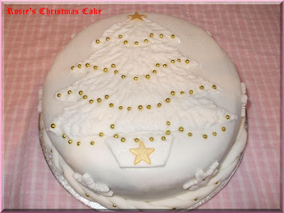 Rosie's Christmas Cake This year I have gone for a simple but what I think