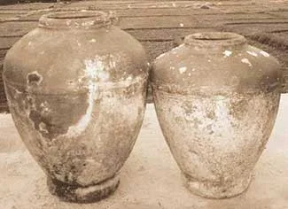 earthenware jars