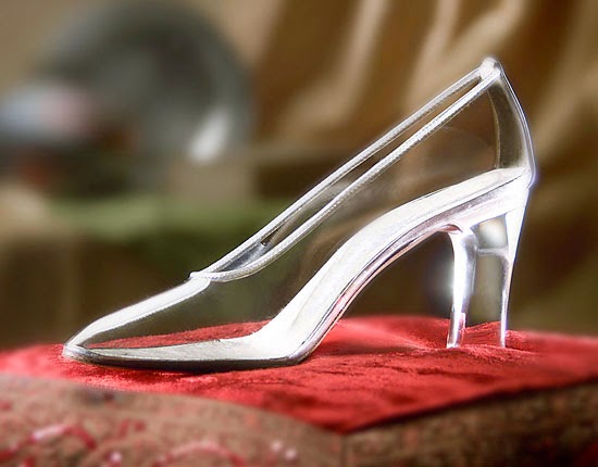 10 Gambar Sepatu Kaca Cinderella  Gambar Top 10