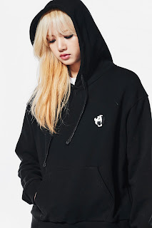 lisa blackpink nonagon