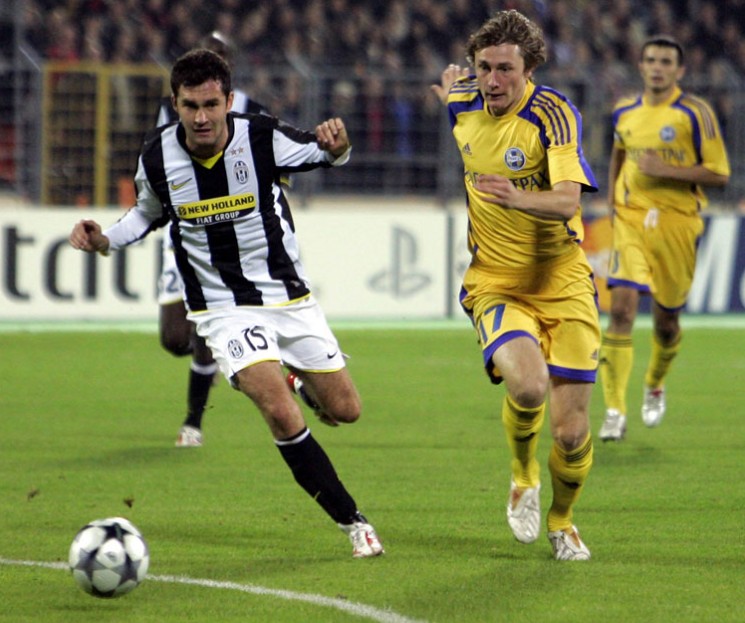  Juventus  Dario Knezevic Blog Baju  Bola  Sepak