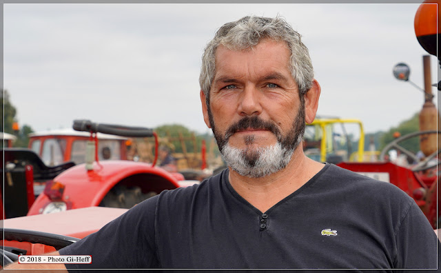 Pascal Boulon expose un Massey-Ferguson aux Vieilles Machines