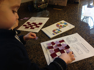 Quilting craft / activity preschoolers Q day